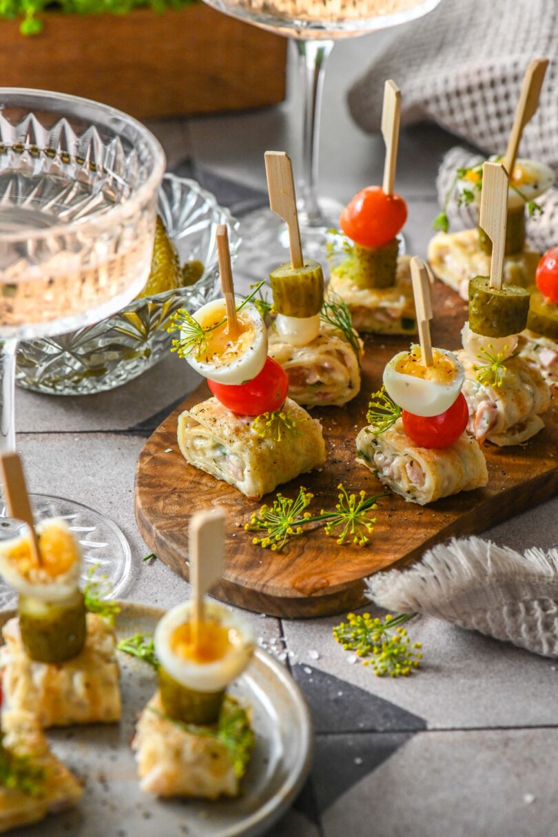 Pannkoogirullid suitsukana ja Sulatatud juustuga