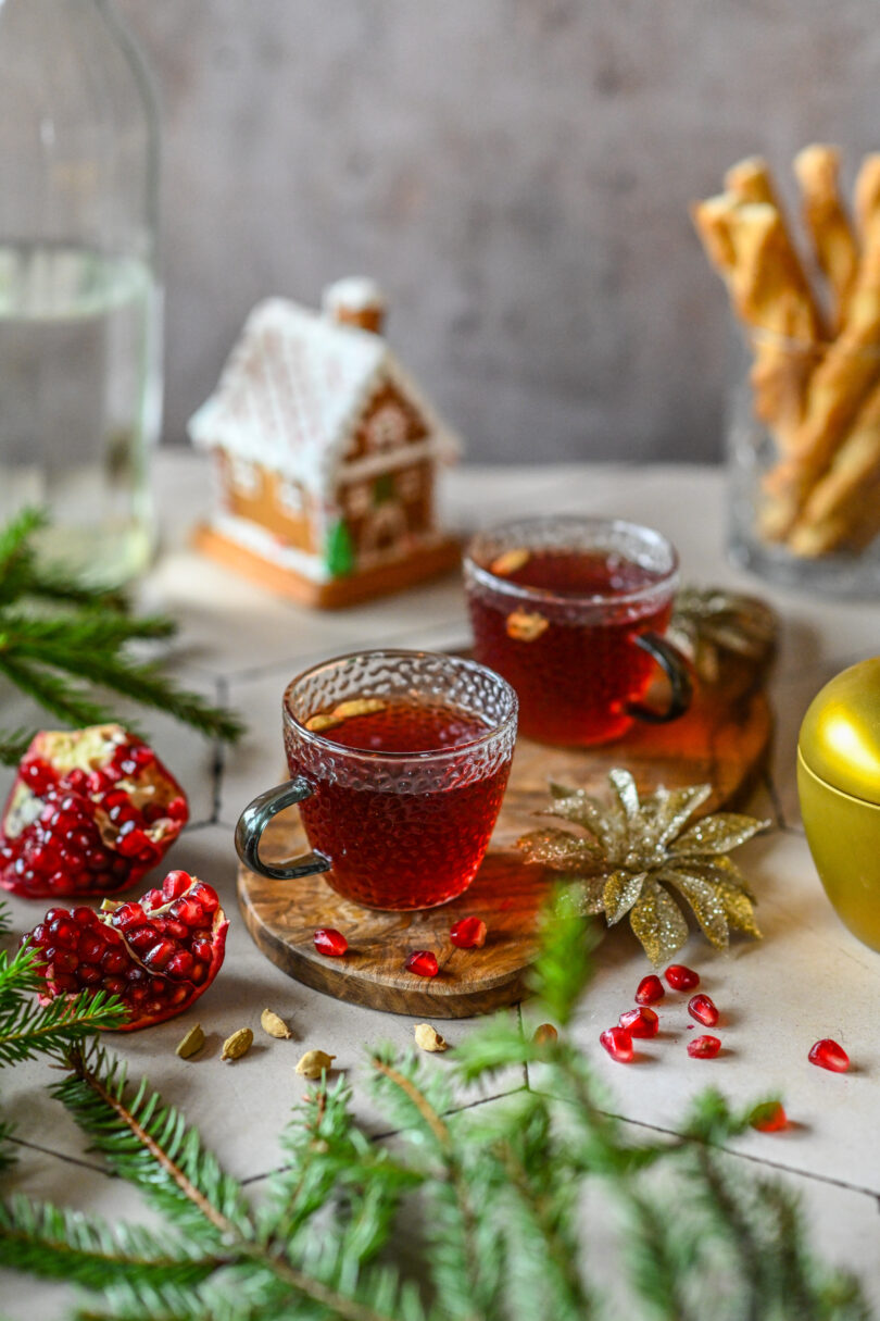 soojad jõulumaitsed kruusis. Neli turgutavat kuuma jooki kraaniveest