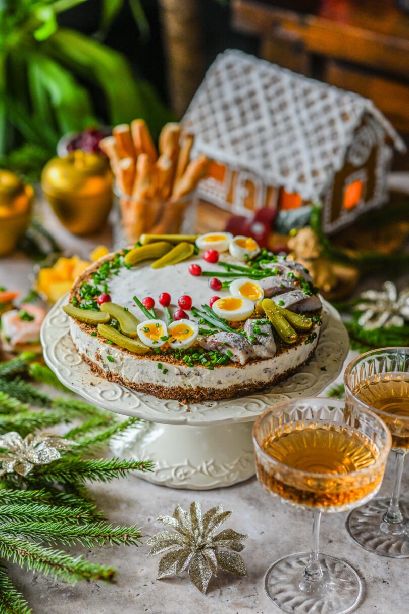 Tarretatud heeringatort riivleivaga