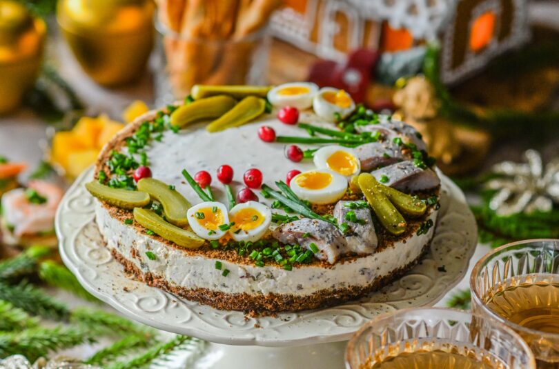 Tarretatud heeringatort riivleivaga