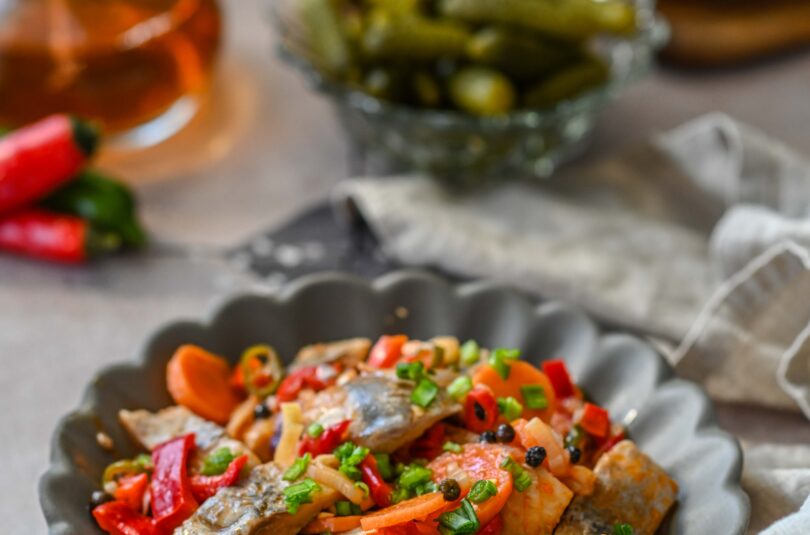 tivoli heeringas köögiviljade ja tomatipastaga (4) Magusvürtsises kastmes Tivoli heeringas