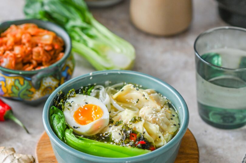 ramen kimchi gyozadega (10) Ramen gyozadega ja munaga