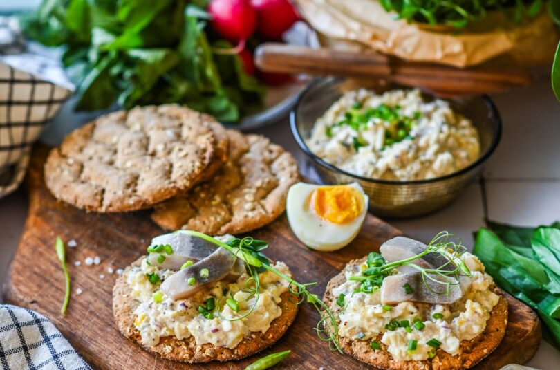 Heeringamääre muna ja juustuga