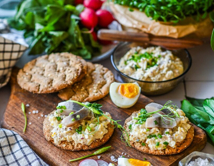 Heeringamääre muna ja juustuga