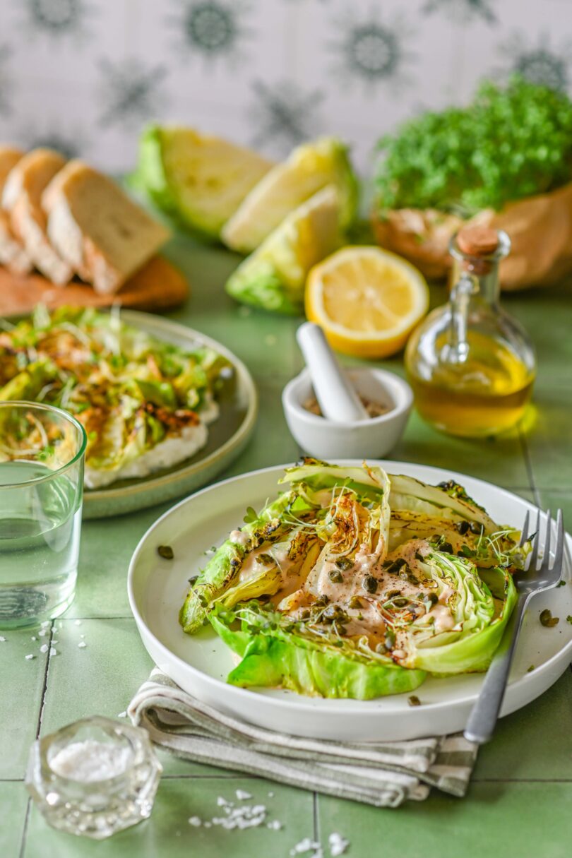 Noore kapsa sektorid kahel moel. fetakreemi ja tonnato kastmega